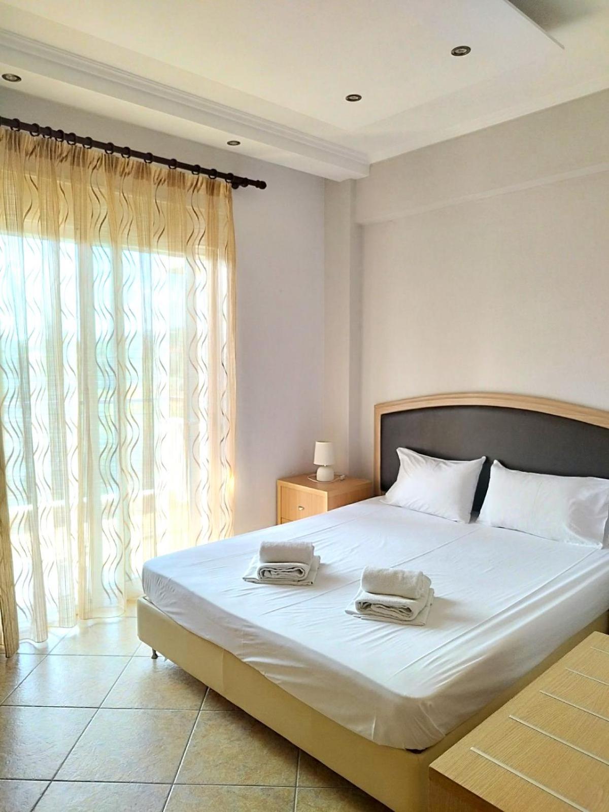 Eleonas Apartments Неа-Муданья Экстерьер фото